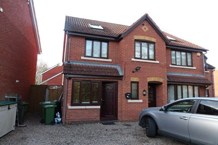 1 Bedroom Flat To Rent In Egremont Gardens, Worcester, WR4