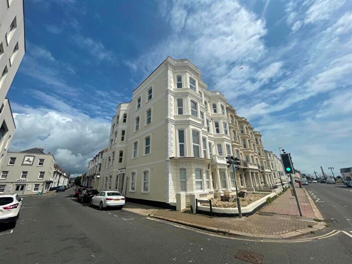1 Bedroom Flat To Rent In Beach View, Marine Parade, Worthing, BN11