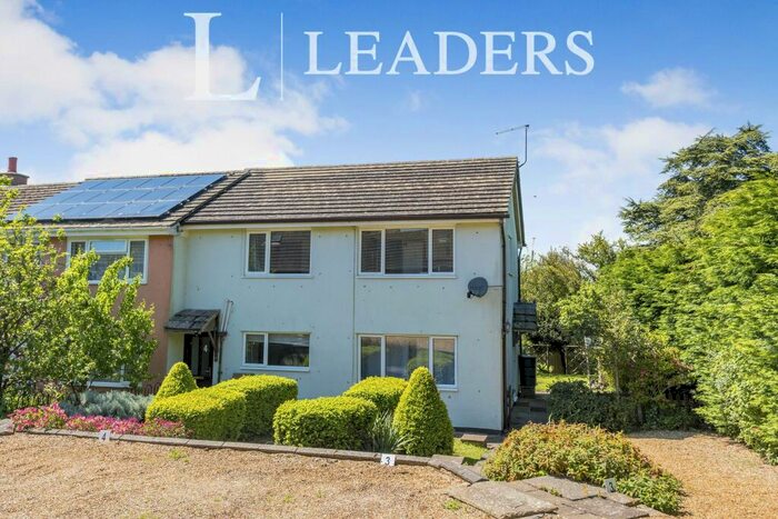 2 Bedroom Flat To Rent In Stanford Road, SN7