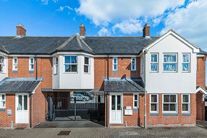 1 Bedroom Apartment To Rent In Priory Road, Bicester, OX26