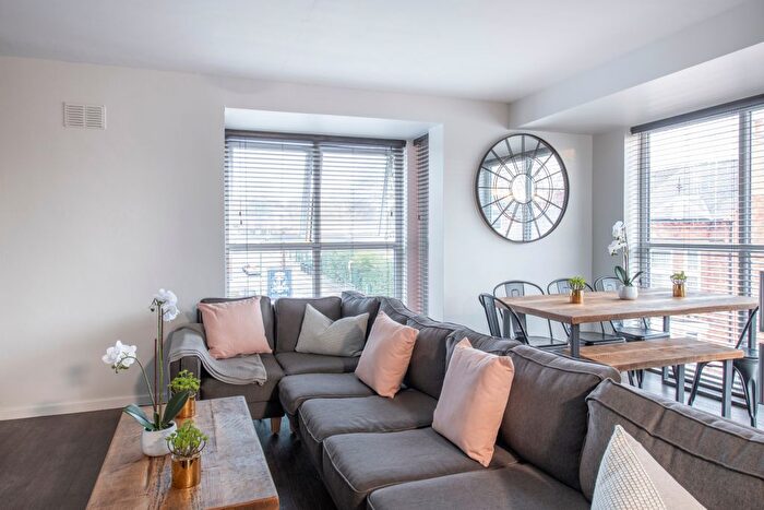 6 Bedroom Flat To Rent In Church Street, Nottingham, NG7