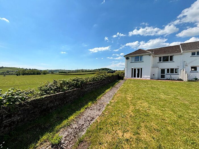 3 Bedroom Terraced House For Sale In Pontantwn, Kidwelly, SA17