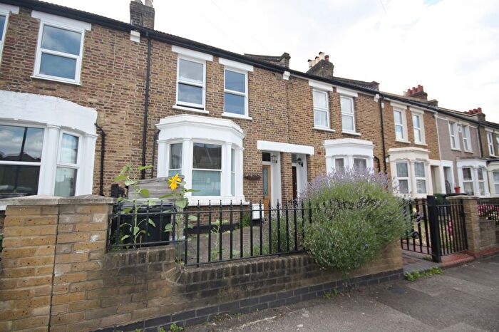 3 Bedroom Terraced House To Rent In Engleheart Road, Catford, London, SE6
