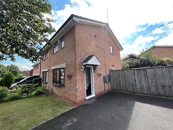2 Bedroom Semi-Detached House To Rent In Warmley Close, Wolverhampton, WV6