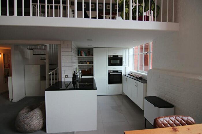 2 Bedroom Apartment To Rent In Fairfield Road, Bow Quarter, E3