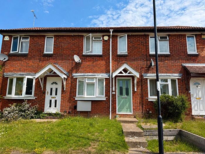 2 Bedroom Terraced House For Sale In Townhill Park, Southampton, SO18