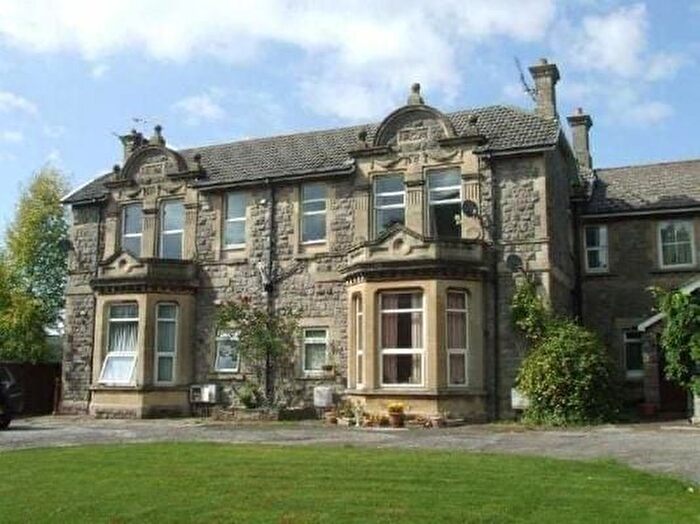 2 Bedroom Flat For Sale In Bridge Road, Bleadon, Weston-Super-Mare, BS24