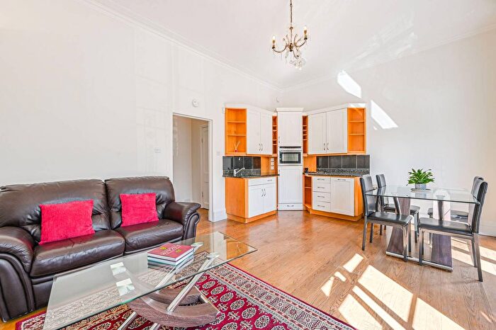 1 Bedroom Flat To Rent In Marloes Road, High Street Kensington, London, W8