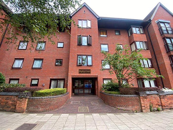 2 Bedroom Retirement Property For Sale In Aspley Court, Warwick Avenue, Bedford, MK40