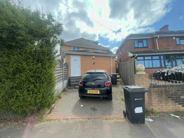 2 Bedroom Semi-Detached House To Rent In Drews Lane, Alum Rock, B8