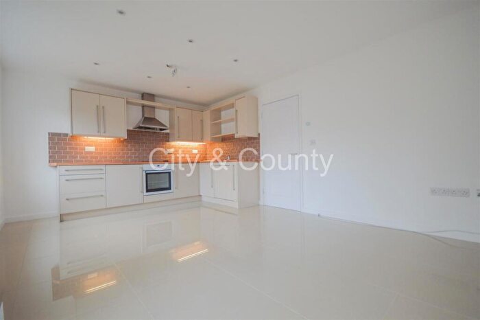 3 Bedroom Town House To Rent In Rowledge Court, Walton, Peterborough, PE4