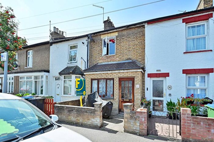 2 Bedroom Terraced House For Sale In Sotheron Road, Watford, WD17