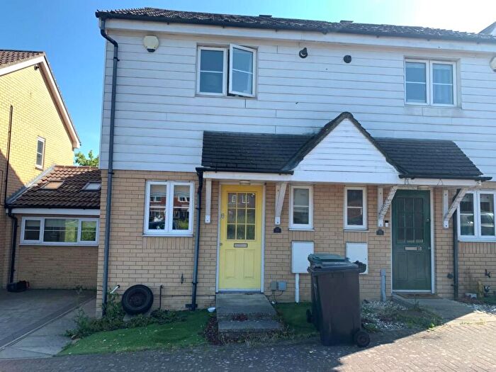 2 Bedroom Semi-Detached House To Rent In Galleon Mews, Northfleet, DA11