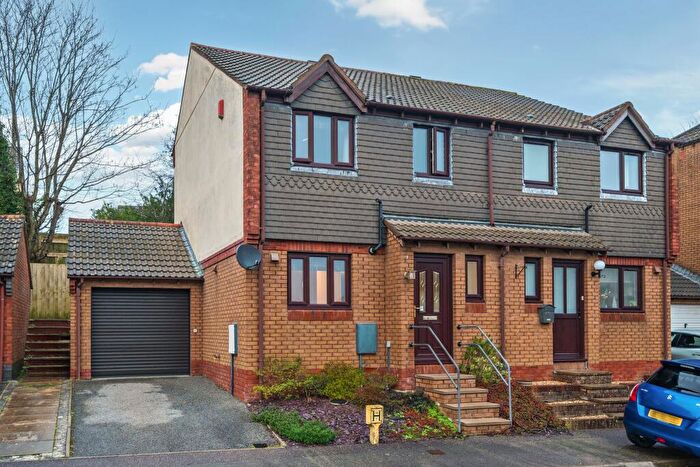 3 Bedroom Semi Detached House For Sale In Fern Close, PL7