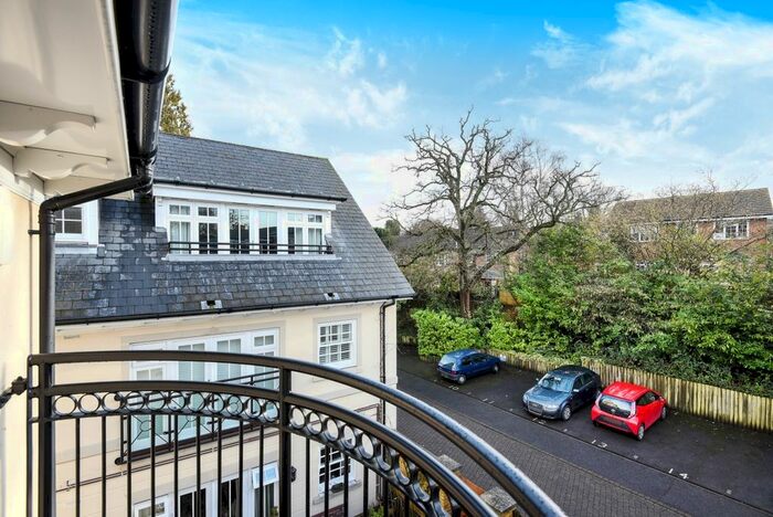 3 Bedroom Town House To Rent In Montacute Mews, Tunbridge Wells, TN2