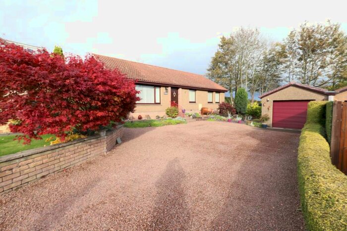 3 Bedroom Detached Bungalow For Sale In Abbots Wynd, Keltybridge, KY4