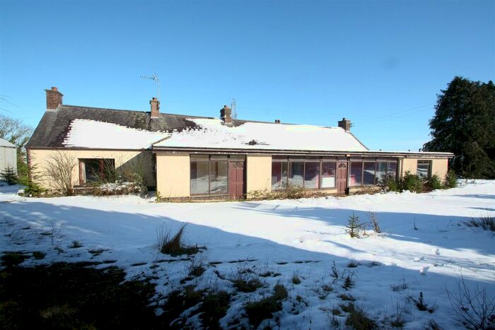 Detached House For Sale In Glenview Road, Ballynahinch, BT24