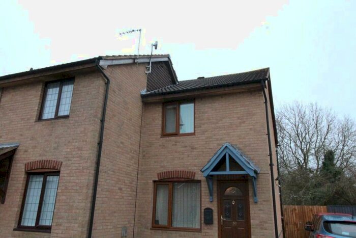 2 Bedroom Terraced House To Rent In Manor Drive, Leicester, LE4