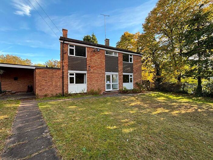 Detached House To Rent In Abbey Road, Coventry, CV3