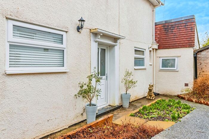 3 Bedroom Detached House For Sale In Mansbridge Road, Totnes, Devon, TQ9