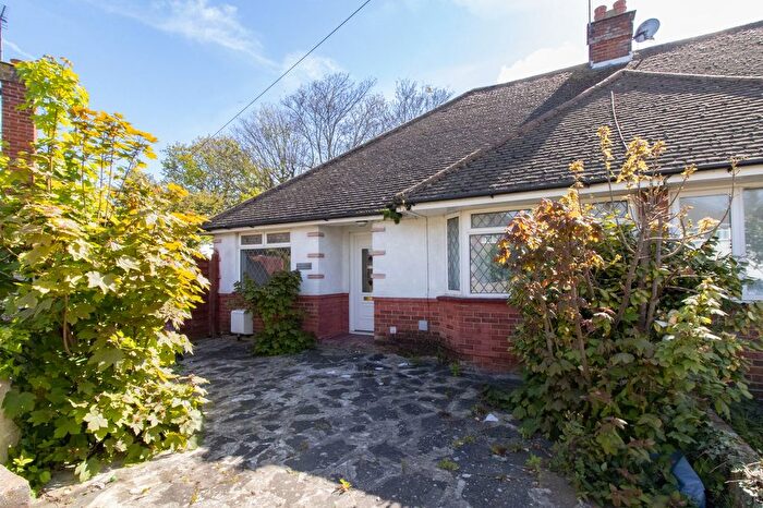 2 Bedroom Bungalow For Sale In St. James Avenue, Broadstairs, CT10