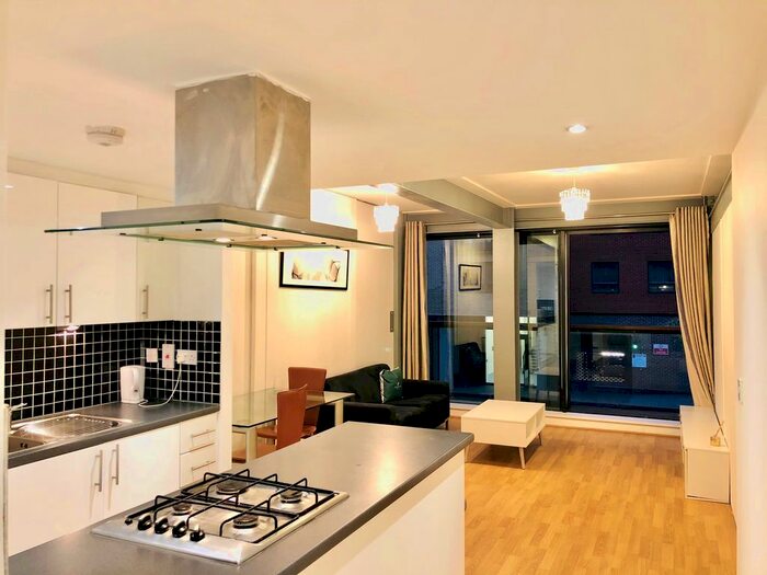 2 Bedroom Flat To Rent In Burford Road, London, E15