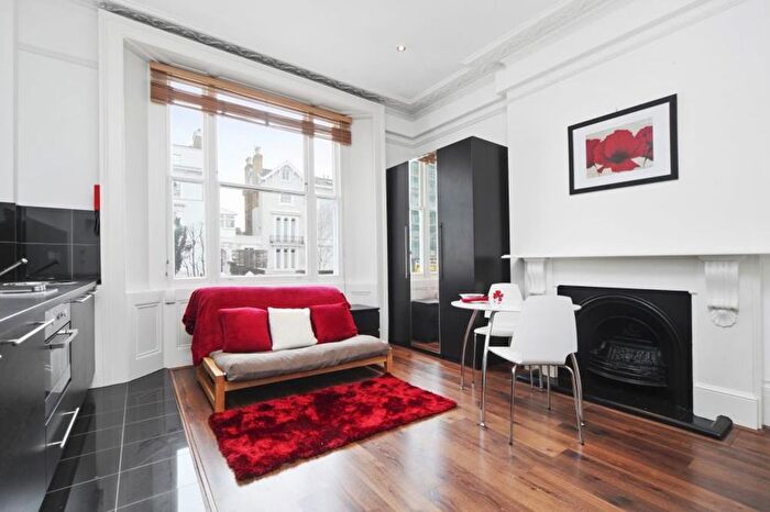 Studio To Rent In Kensington Park Road, Notting Hill, W11