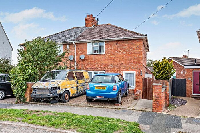 3 Bedroom Semi-detached House For Sale In Clarence Road, Tewkesbury, GL20
