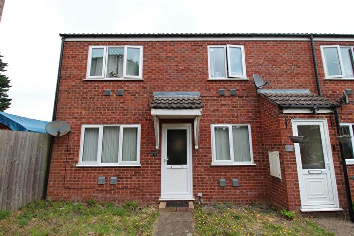 2 Bedroom Flat To Rent In Edmund Road, Brandon, IP27