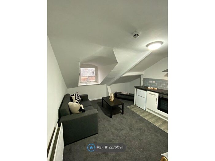 2 Bedroom Flat To Rent In Argyle Square, Sunderland, SR2