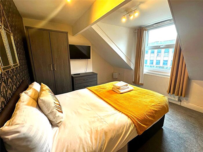 6 Bedroom Terraced House To Rent In Albert Road, Middlesbrough, TS1