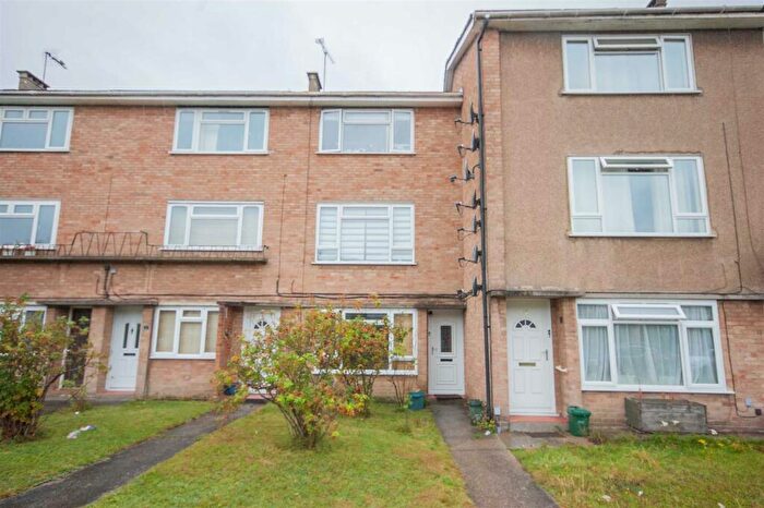 2 Bedroom Maisonette For Sale In Torquay Road, Old Springfield, Chelmsford, CM1