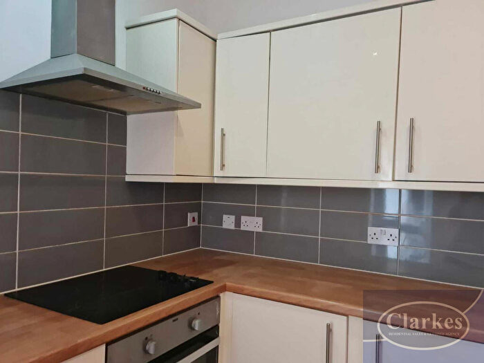 4 Bedroom Flat To Rent In Flat, Kings Road, Dorset, BH3