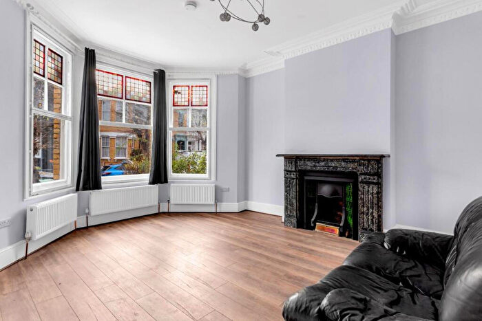 5 Bedroom Terraced House To Rent In Thistlewaite Road, Lower Clapton, Hackney, E5