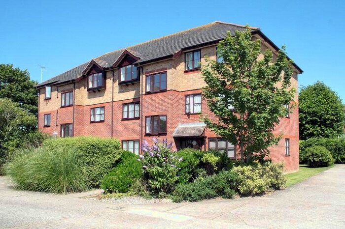 2 Bedroom Flat To Rent In Dorking Court, Copper Hall Close, Rustington, West Sussex, BN16