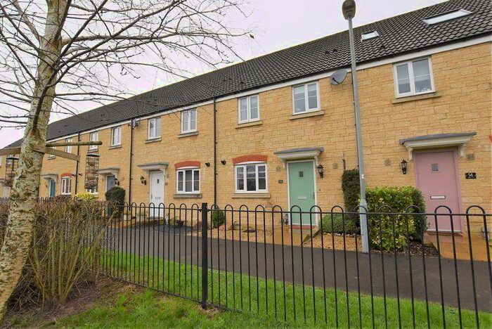3 Bedroom Semi-Detached House To Rent In Upper Court, Westfield, BA3