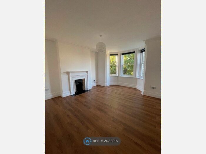 1 Bedroom Flat To Rent In Sydney Road, Guildford, GU1