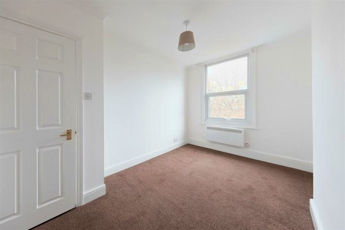1 Bedroom Apartment To Rent In Church Lane, Leytonstone, E11