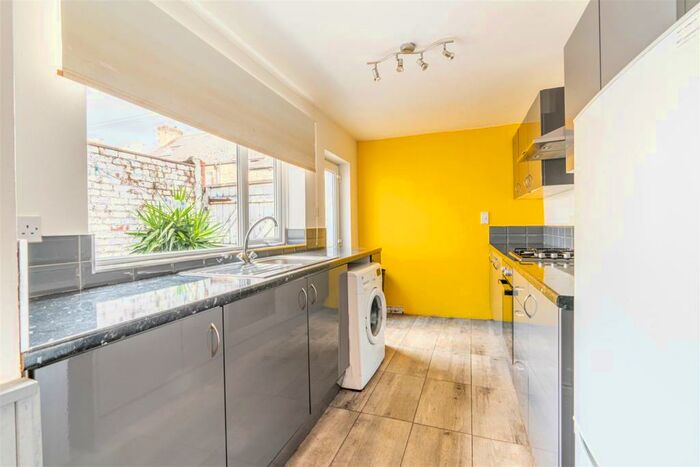 4 Bedroom Terraced House To Rent In &#;pppw - Cardigan Terrace, Heaton, Newcastle Upon Tyne, NE6