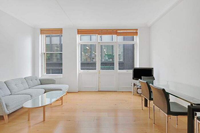 2 Bedroom Flat To Rent In Mitre Street, Tower Bridge, EC3A