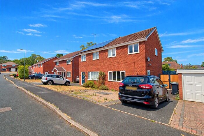 3 Bedroom Semi-Detached House For Sale In Naylor Close, Kidderminster, DY11