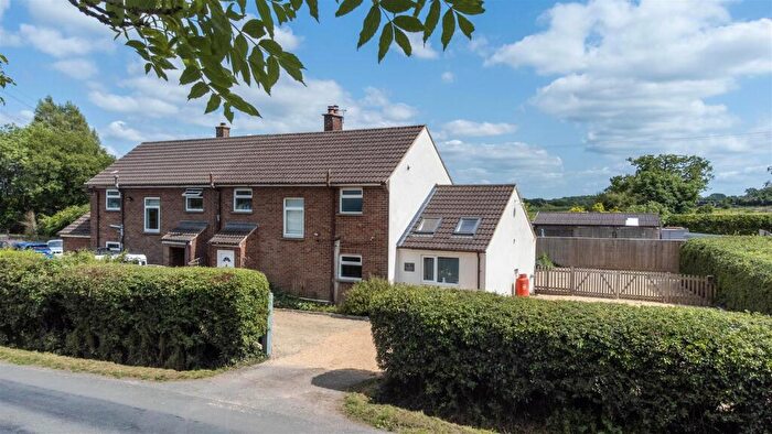 3 Bedroom Semi-Detached House For Sale In Summerhouse Cottage, Minety, SN16