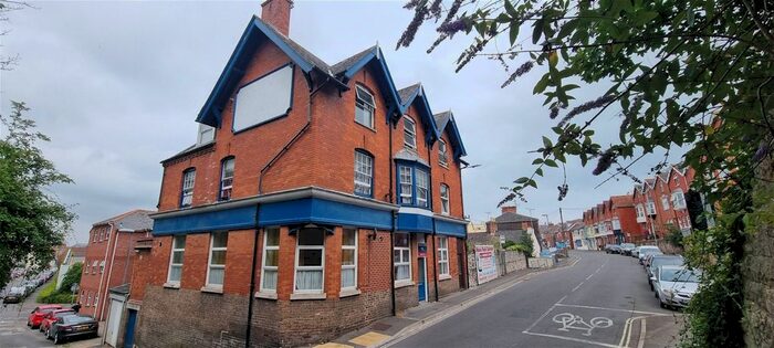 2 Bedroom Flat To Rent In Chickerell Road, Chickerell, Weymouth, DT4