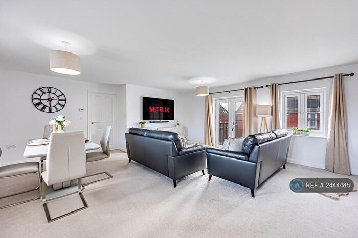 2 Bedroom Detached House To Rent In Pliny Lane, Fairfields, Milton Keynes, MK11