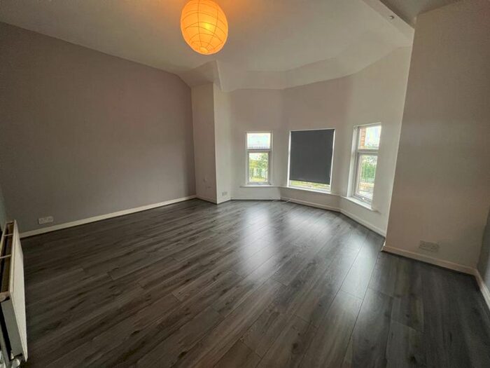 2 Bedroom Flat To Rent In Crosby Road South, Seaforth, Liverpool, L21