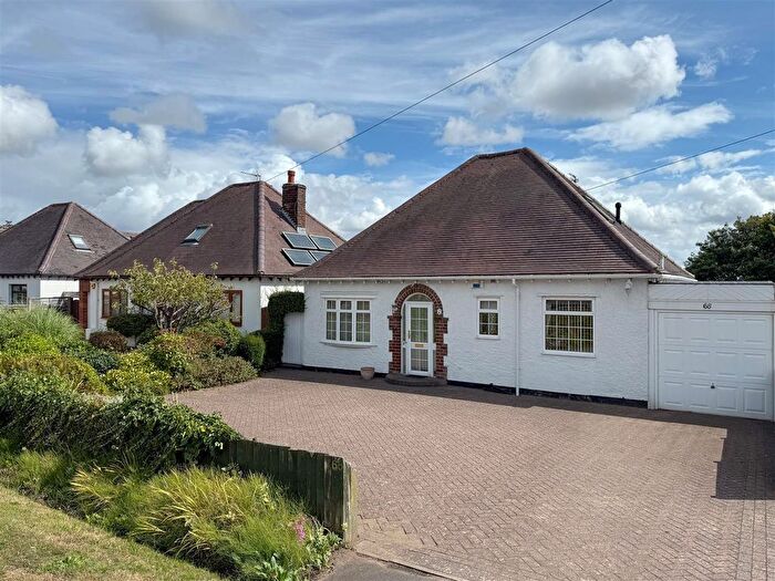 2 Bedroom Bungalow For Sale In Rugby Road, Cubbington, Leamington Spa, CV32