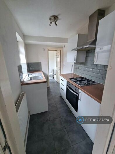 1 Bedroom Flat To Rent In St. Marys Crescent, Doncaster, DN1