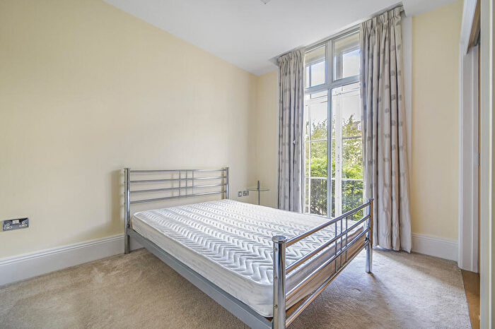 2 Bedroom Apartment To Rent In Kings Road, Reading, Berkshire, RG1