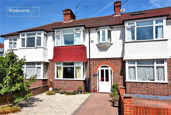 3 Bedroom Terraced House For Sale In Idmiston Road, Worcester Park, KT4