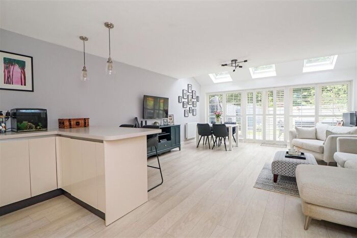 3 Bedroom End Of Terrace House For Sale In Cook Way, Broadbridge Heath, RH12
